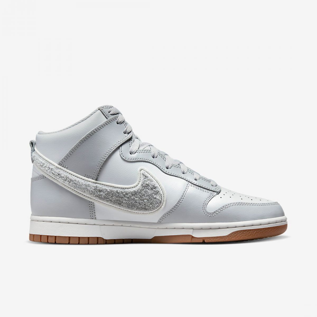 Кроссовки NIKE DUNK HI RETRO UNIVERSITY Кроссовки NIKE DUNK HI RETRO UNIVERSITY