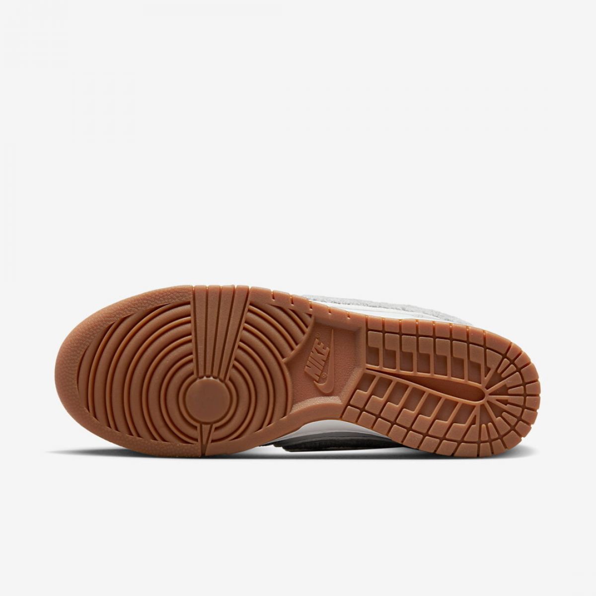 Кроссовки NIKE DUNK HI RETRO UNIVERSITY Кроссовки NIKE DUNK HI RETRO UNIVERSITY