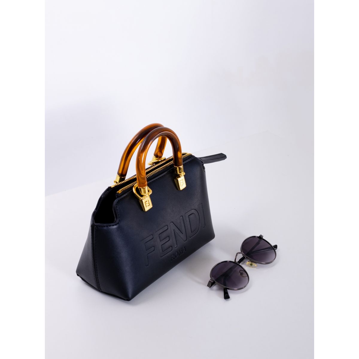 Дамская сумка Fendi By The Way Дамская сумка Fendi By The Way