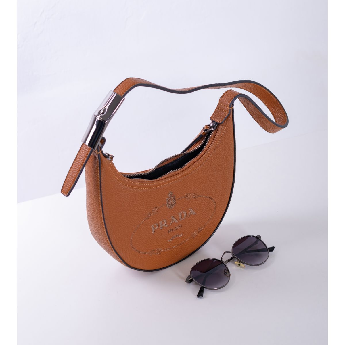 Дамская сумка Prada Cognac Nappa Leather Дамская сумка Prada Cognac Nappa Leather